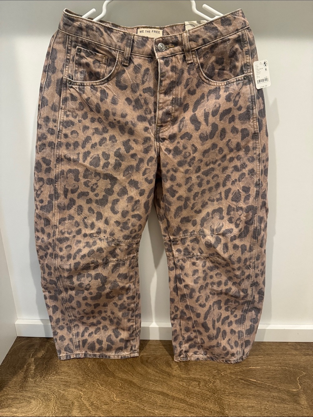 FREE PEOPLE We The Free Leopard-Print good luck mid rise barrel. SOLD OUT STYLE